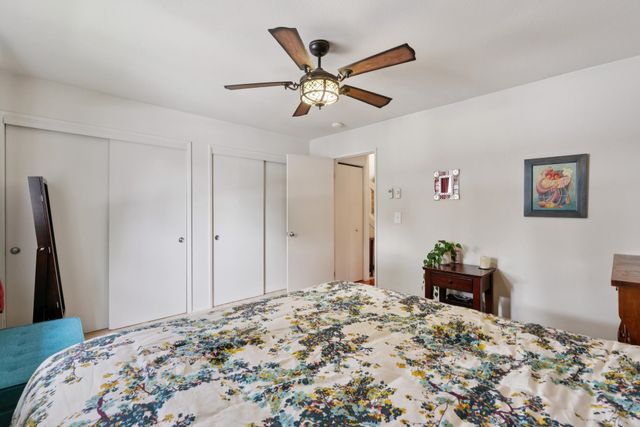 220 Marina Lakes Dr, Richmond, CA 94804