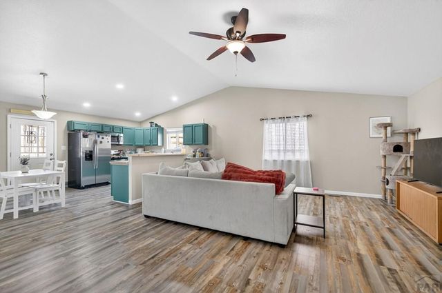 725 S Norwood Ave, Pueblo, CO 81001