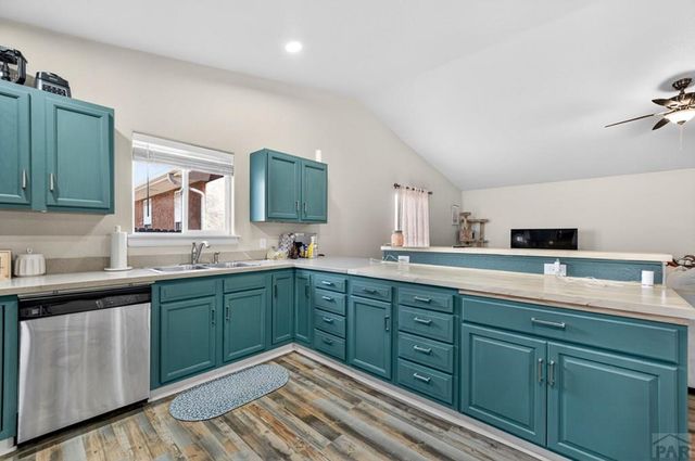 725 S Norwood Ave, Pueblo, CO 81001