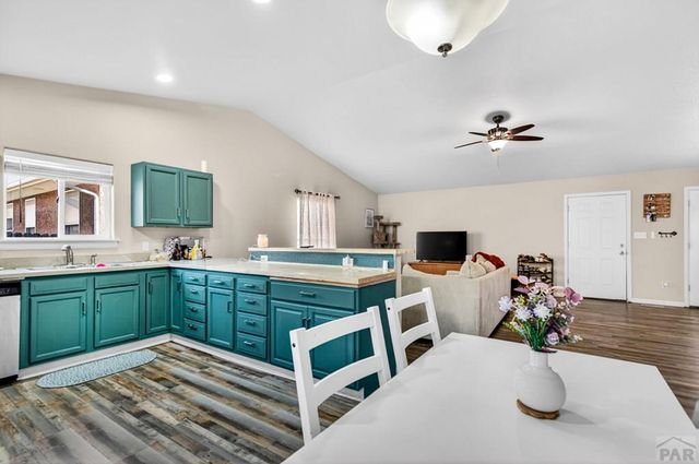 725 S Norwood Ave, Pueblo, CO 81001