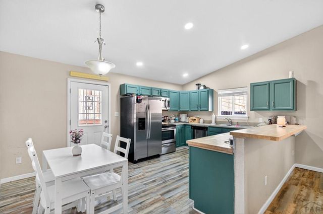 725 S Norwood Ave, Pueblo, CO 81001