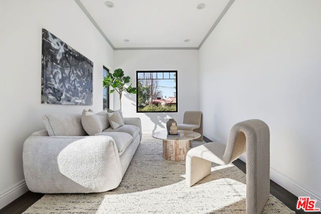 6032 Goodland Avenue, North Hollywood (los Angeles), CA 91606