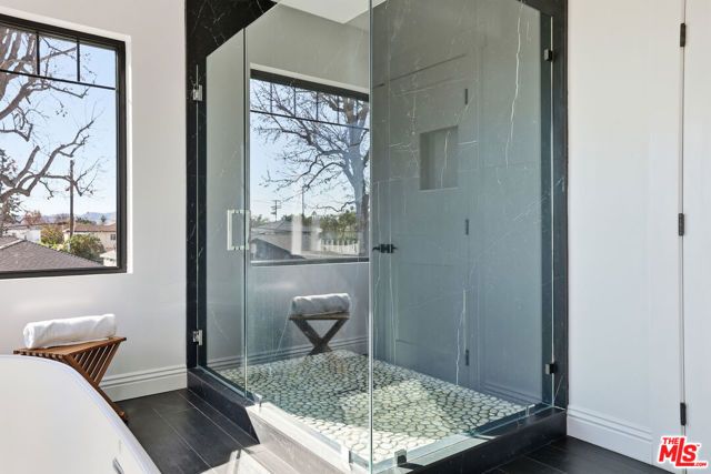 6032 Goodland Avenue, North Hollywood (los Angeles), CA 91606