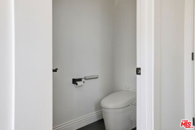 6032 Goodland Avenue, North Hollywood (los Angeles), CA 91606