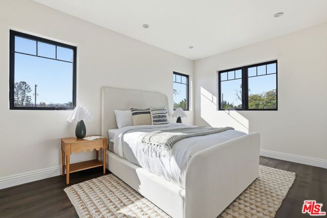 6032 Goodland Avenue, North Hollywood (los Angeles), CA 91606