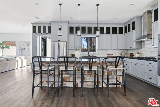 6032 Goodland Avenue, North Hollywood (los Angeles), CA 91606