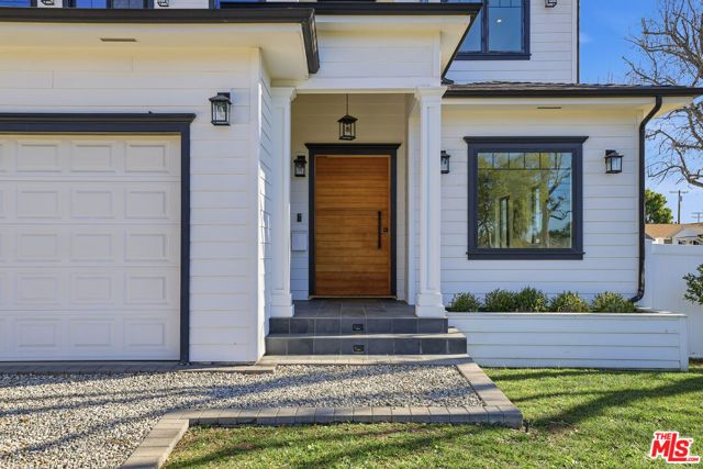 6032 Goodland Avenue, North Hollywood (los Angeles), CA 91606