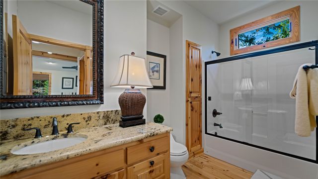1210A County Road 232, Collinsville, TX 76233