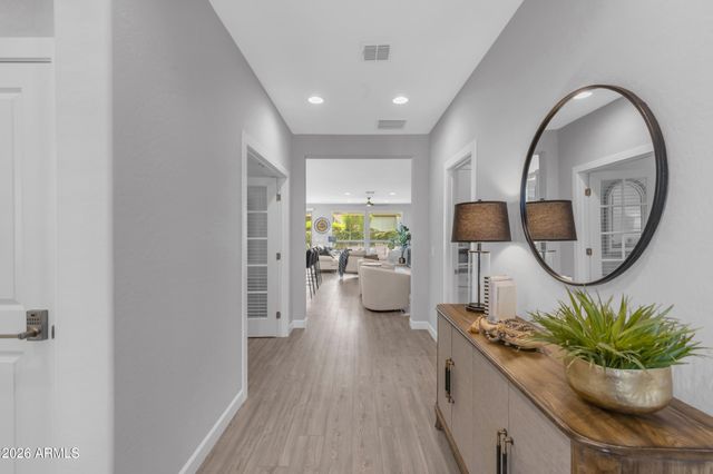 363 E VETERANS Way, Queen Creek, AZ 85140