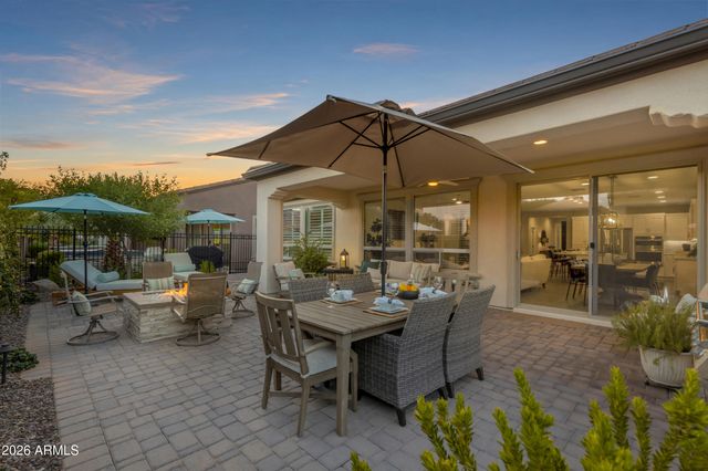 363 E VETERANS Way, Queen Creek, AZ 85140