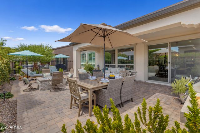 363 E VETERANS Way, Queen Creek, AZ 85140