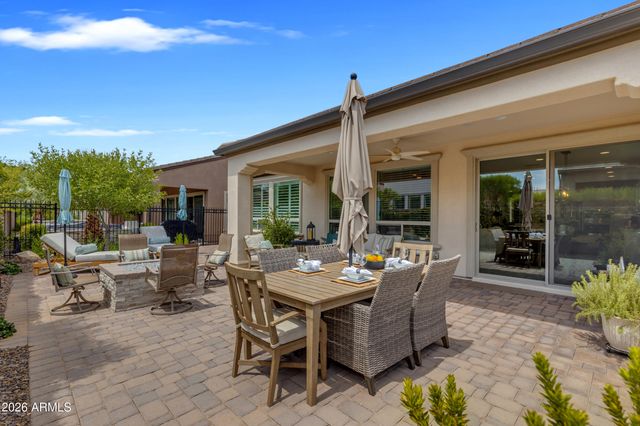 363 E VETERANS Way, Queen Creek, AZ 85140