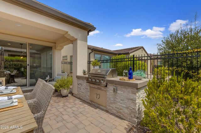 363 E VETERANS Way, Queen Creek, AZ 85140