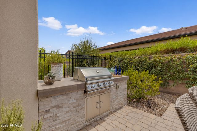 363 E VETERANS Way, Queen Creek, AZ 85140
