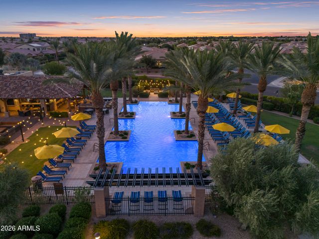 363 E VETERANS Way, Queen Creek, AZ 85140