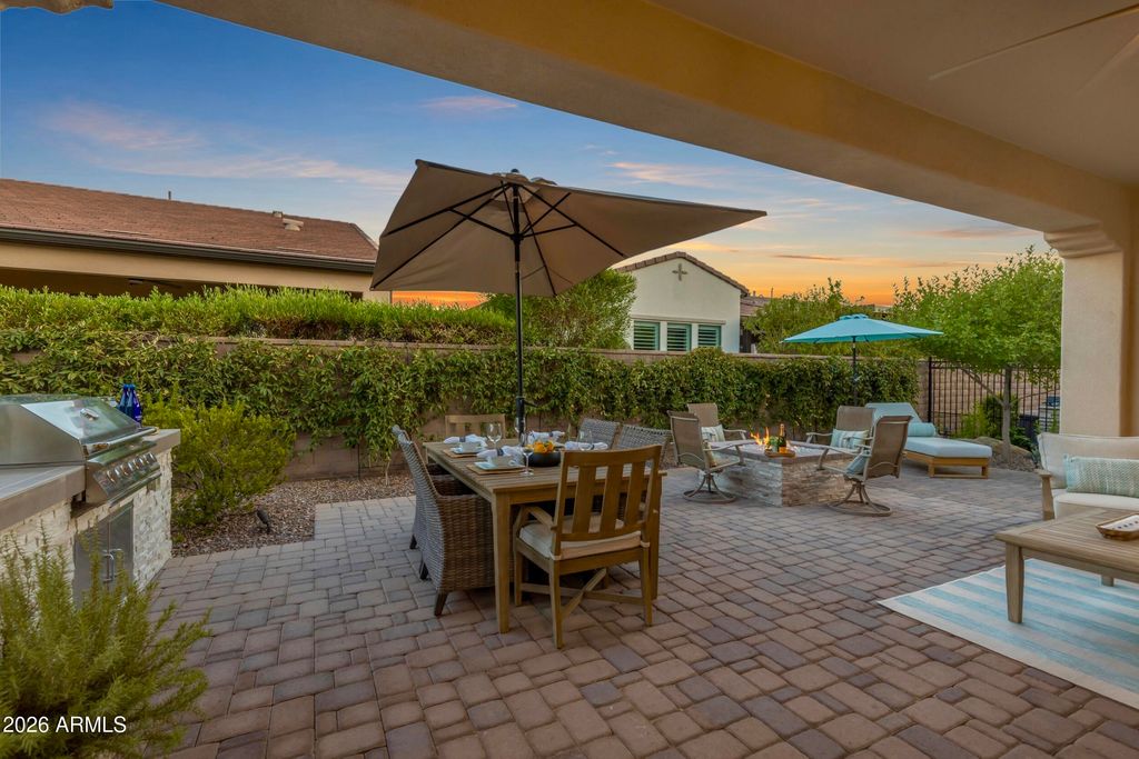 363 E VETERANS Way, Queen Creek, AZ 85140 — photo 3