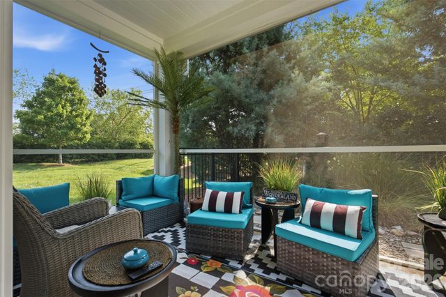 17004 Courtside Landing Drive, Cornelius, NC 28031