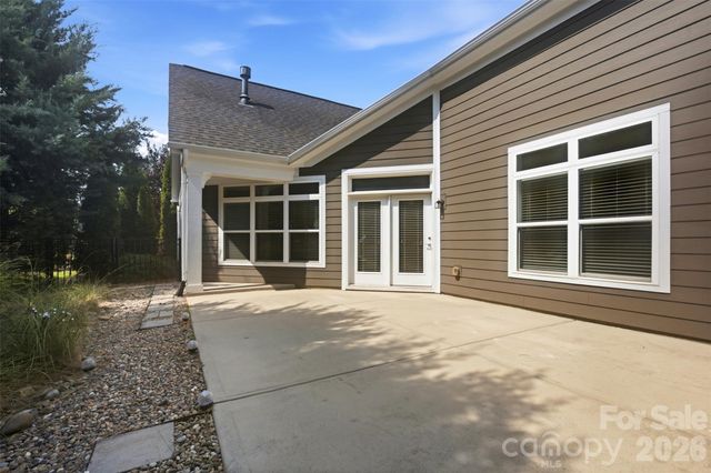 17004 Courtside Landing Drive, Cornelius, NC 28031
