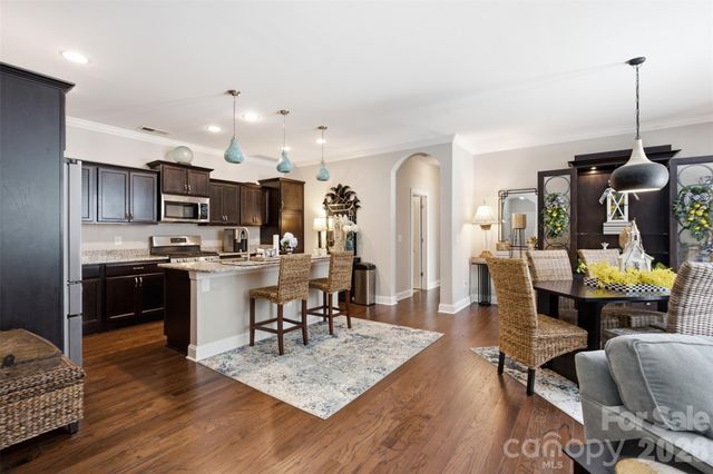 17004 Courtside Landing Drive, Cornelius, NC 28031