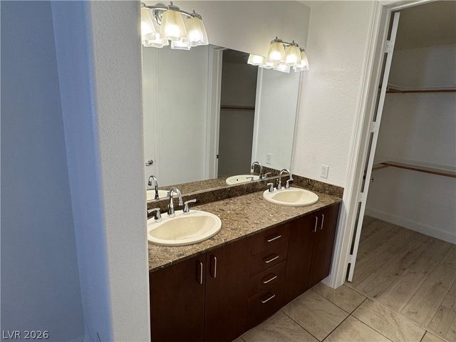 38 East Serene Avenue 234, Las Vegas, NV 89123