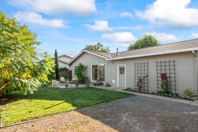 1546 Nuthatch Lane, Sunnyvale, CA 94087