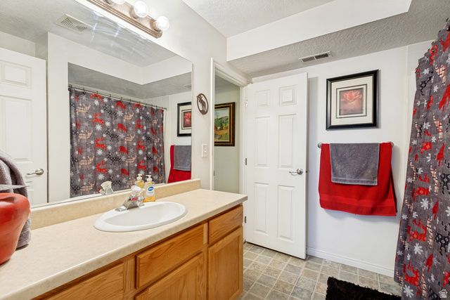 721 W FAIRWAY DR, Sandy, UT 84070