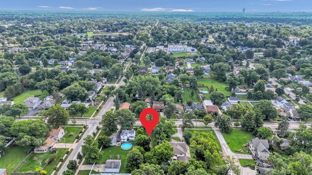 608 S Finley Road, Lombard, IL 60148