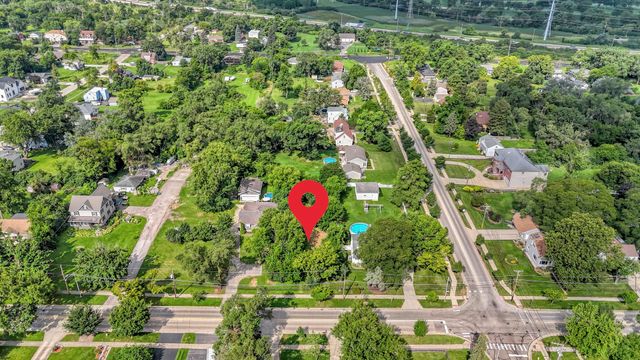 608 S Finley Road, Lombard, IL 60148