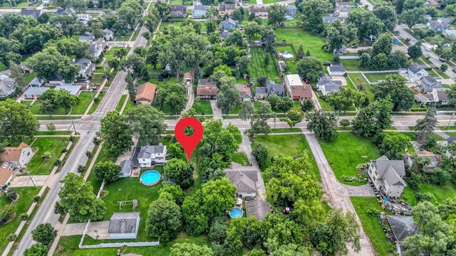 608 S Finley Road, Lombard, IL 60148