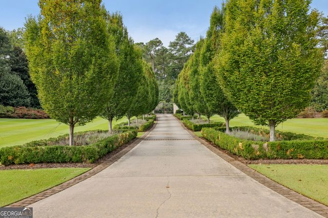 6525 Garett Road, Buford, GA 30518