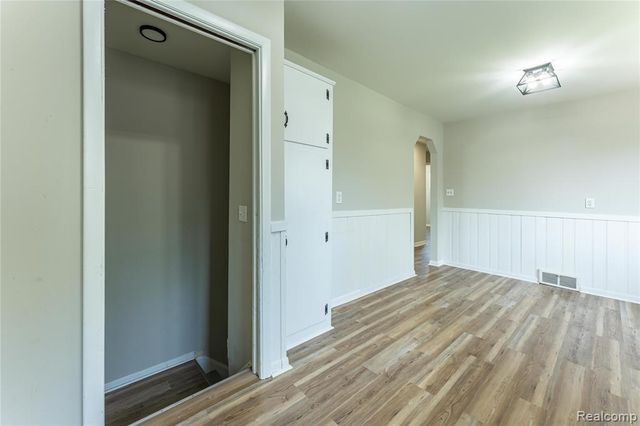 25184 Pattow Street, Roseville, MI 48066