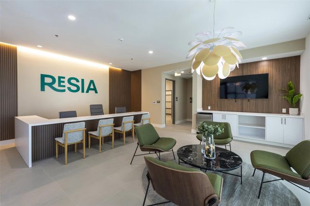 18036 Park Row 11008, Houston, TX 77084