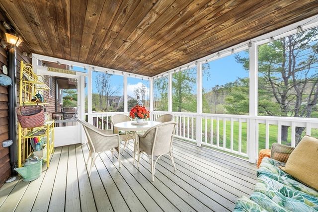 399 Wethersfield St, Rowley, MA 01969