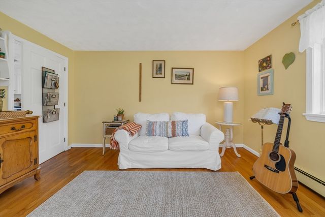 399 Wethersfield St, Rowley, MA 01969