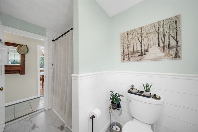 399 Wethersfield St, Rowley, MA 01969