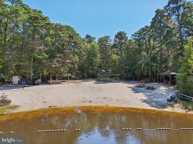 23 SHERWOOD DR, Medford, NJ 08055