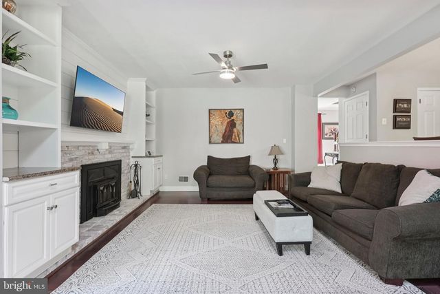 23 SHERWOOD DR, Medford, NJ 08055
