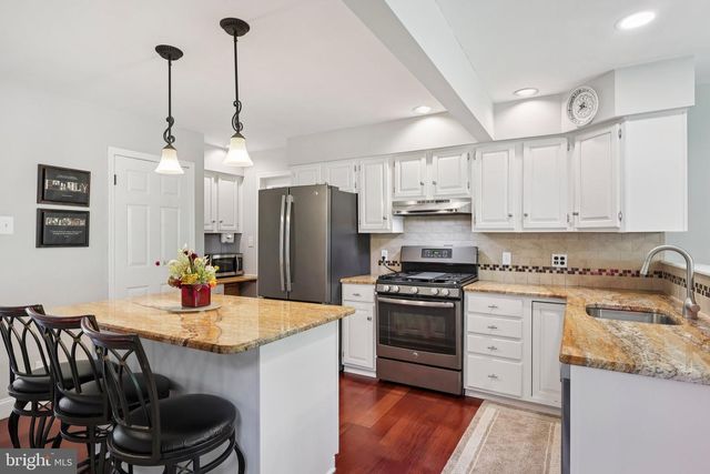 23 SHERWOOD DR, Medford, NJ 08055