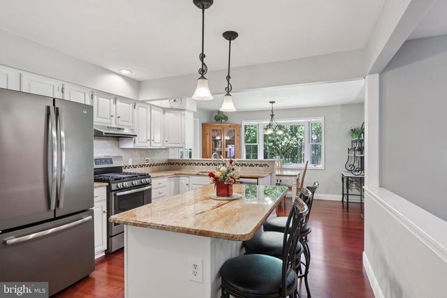 23 SHERWOOD DR, Medford, NJ 08055