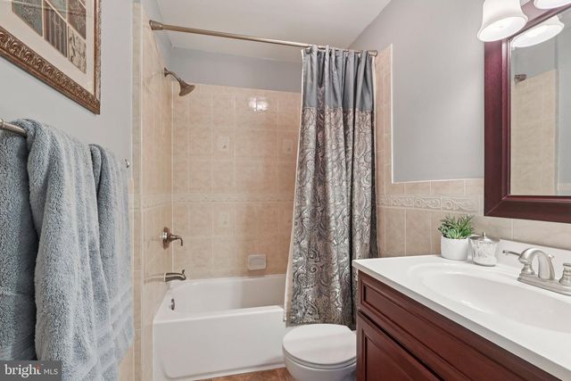 23 SHERWOOD DR, Medford, NJ 08055