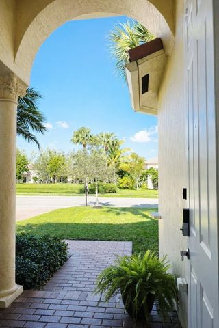 7107 Pinecreek Lane, Coconut Creek, FL 33073