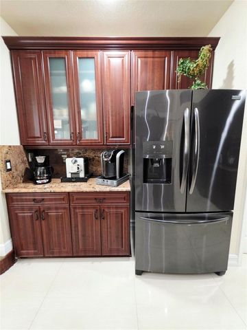 7107 Pinecreek Lane, Coconut Creek, FL 33073