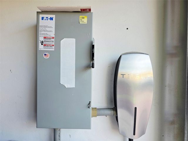 7107 Pinecreek Lane, Coconut Creek, FL 33073