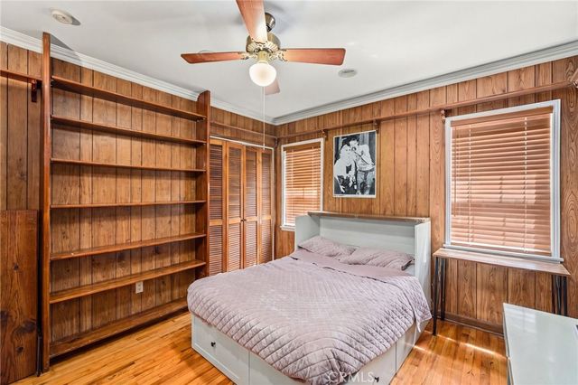 15571 Otsego, Los Angeles, CA 91436