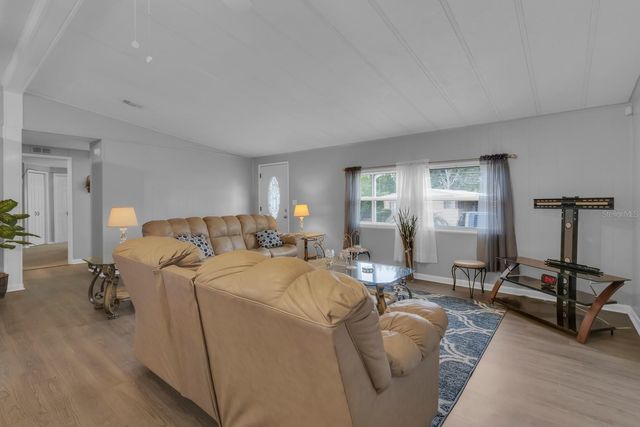 1631 FOXWAY DRIVE, Lakeland, FL 33810