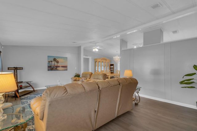 1631 FOXWAY DRIVE, Lakeland, FL 33810