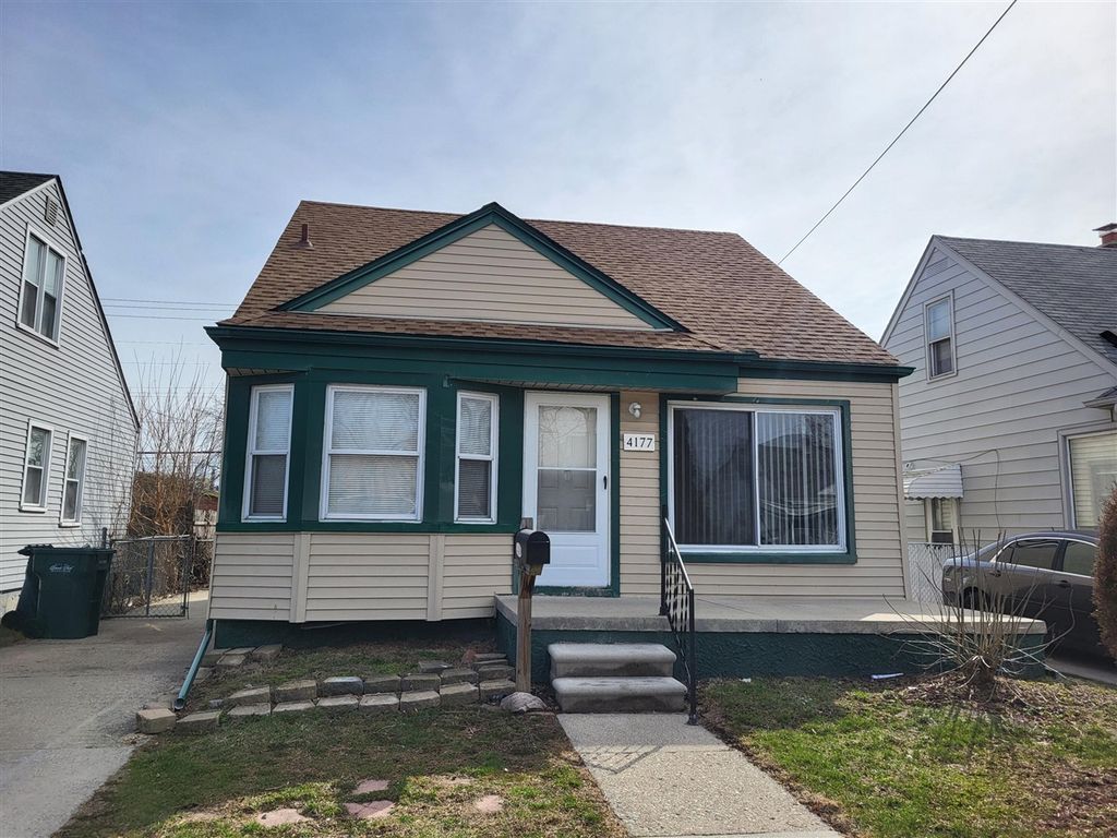 4177 Hubbard Avenue, Lincoln Park, MI 48146