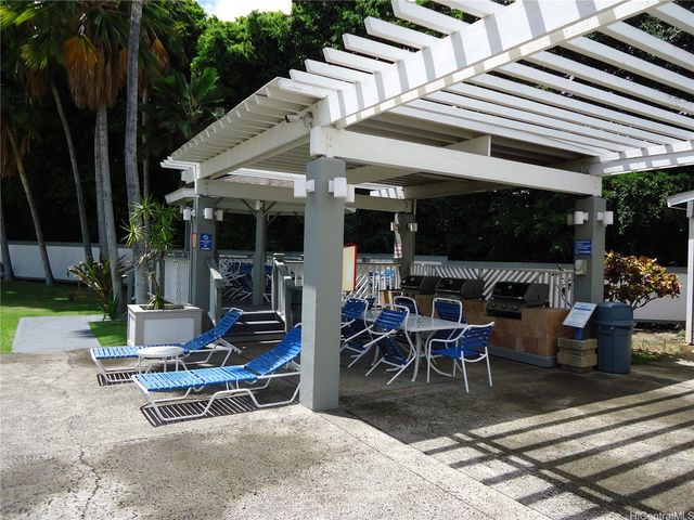 429 Mananai Place 39B, Honolulu, HI 96818