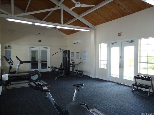 429 Mananai Place 39B, Honolulu, HI 96818