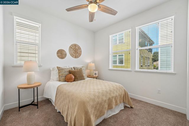 1902 Shasta Ln, Hercules, CA 94547